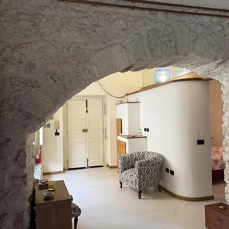 Heritage - Historic Center Appartement Tropea